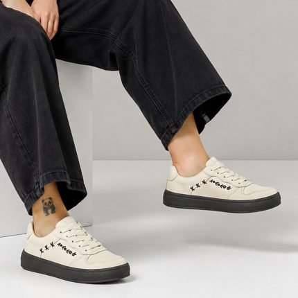 کفش کتونی زنانه ونس vans مدل visa گلدوزی رنگ کرم کد 06401