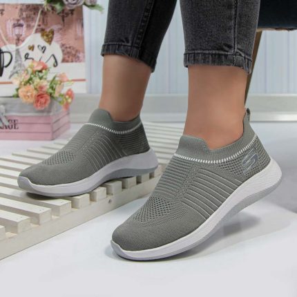 اسکیچرز زنانه