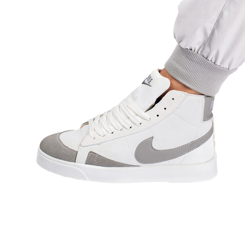 نیم بوت اسپرت مردانه مدل نایک بلیزر Nike Blazer رنگ سفید طوسی کد 6952 نیم بوت اسپرت مردانه مدل نایک بلیزر Nike Blazer رنگ سفید طوسی کد 6952