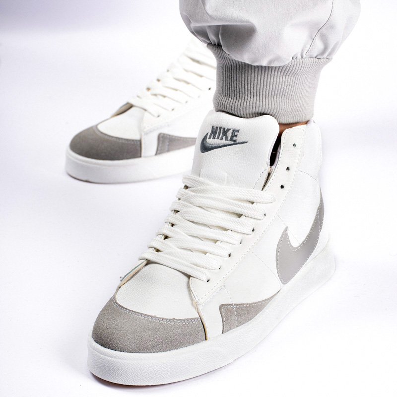 نیم بوت اسپرت مردانه مدل نایک بلیزر Nike Blazer رنگ سفید طوسی کد 6952 نیم بوت اسپرت مردانه مدل نایک بلیزر Nike Blazer رنگ سفید طوسی کد 6952