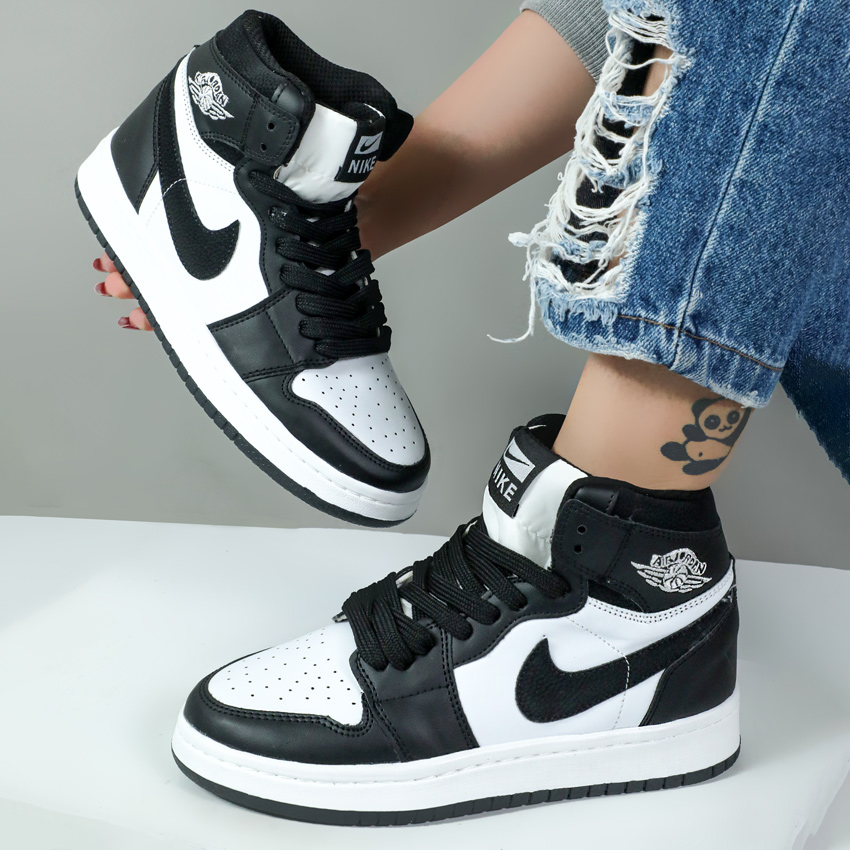 کتونی ساقدار زنانه مدل جردن ایر وان jordan air رنگ مشکی سفید کد 54467 کتونی ساقدار زنانه مدل جردن ایر وان jordan air رنگ مشکی سفید کد 54467