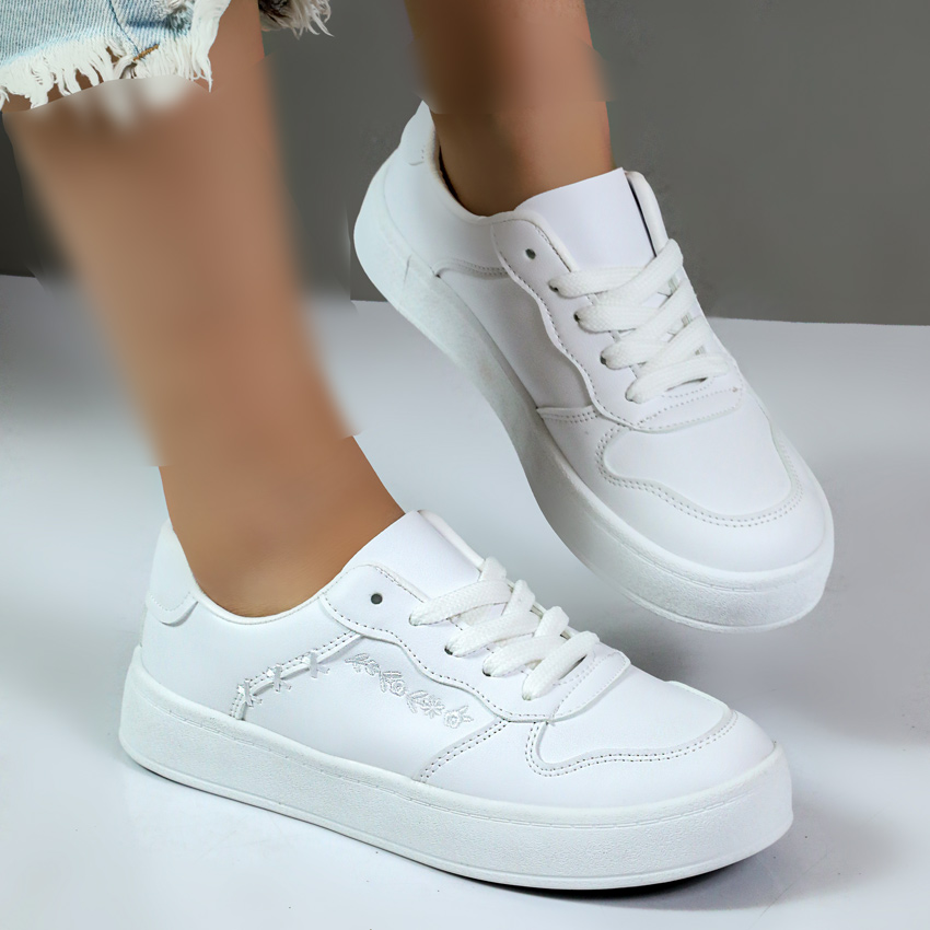 کفش کتونی زنانه ونس vans مدل visa گلدوزی رنگ سفید کد 06402 کفش کتونی زنانه ونس vans مدل visa گلدوزی رنگ سفید کد 06402