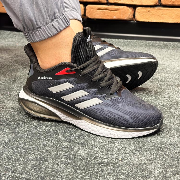 کتونی اسپرت مردانه مدل آدیداس adidas رنگ تمام مشکی کد 8713 کتونی اسپرت مردانه مدل آدیداس adidas رنگ تمام مشکی کد 8713