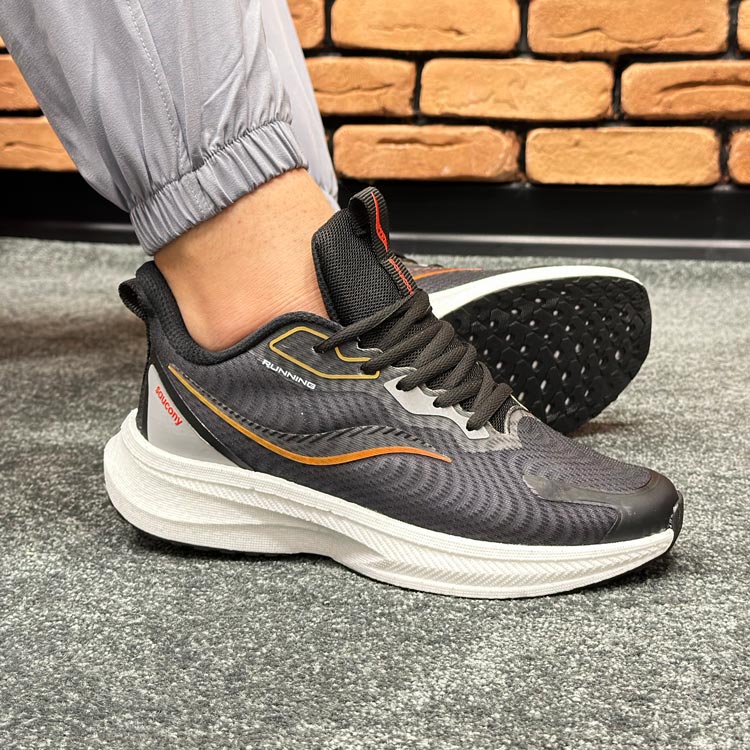 کتونی اسپرت مردانه مدل ساکونی Saucony رنگ مشکی کد 8617 کتونی اسپرت مردانه مدل ساکونی Saucony رنگ مشکی کد 8617
