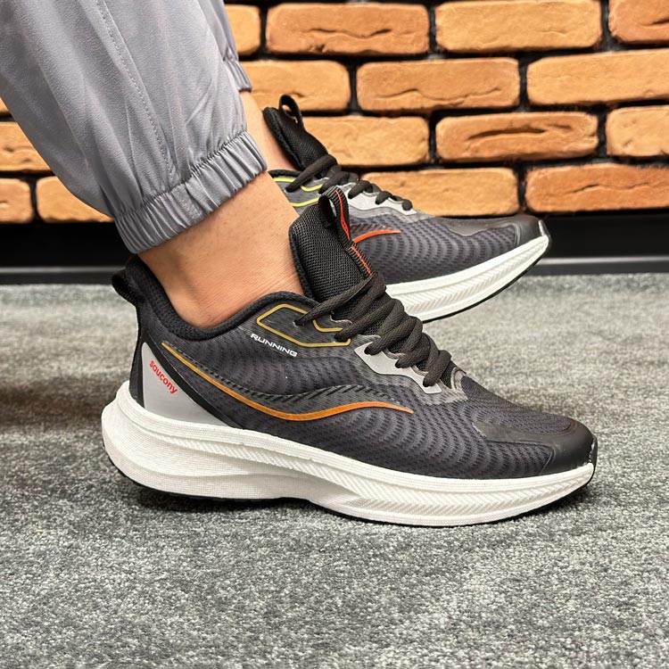 کتونی اسپرت مردانه مدل ساکونی Saucony رنگ مشکی کد 8617 کتونی اسپرت مردانه مدل ساکونی Saucony رنگ مشکی کد 8617