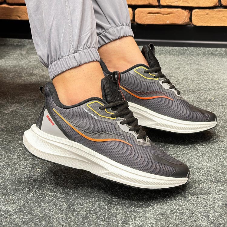 کتونی اسپرت مردانه مدل ساکونی Saucony رنگ مشکی کد 8617 کتونی اسپرت مردانه مدل ساکونی Saucony رنگ مشکی کد 8617