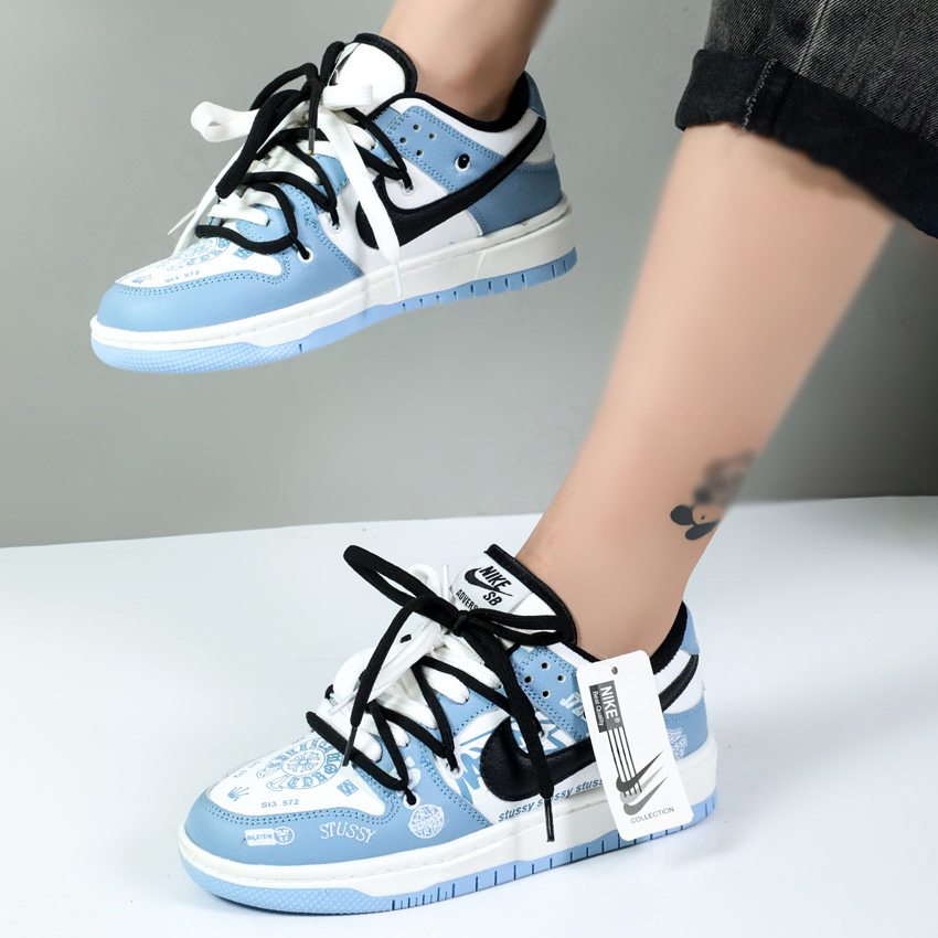 کتونی نایک زنانه مدل دو بند stussy آبی سفید کد 001683 کتونی نایک زنانه مدل دو بند stussy آبی سفید کد 001683