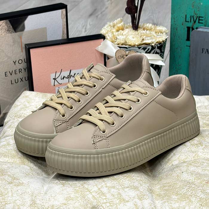 خرید ونس زنانه رنگ نسکافه ای vans کد 2350 سایز 37 38 39 40 خرید ونس زنانه رنگ نسکافه ای vans کد 2350 سایز 37 38 39 40