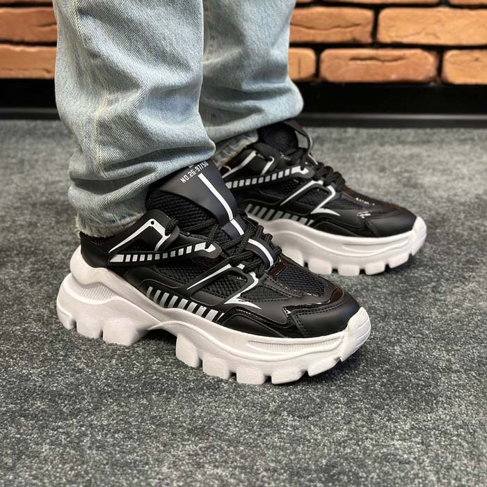 کتونی اسپرت مردانه بالنسیاگا BALENCIAGA رنگ مشکی زیره سفید کد 1500 کتونی اسپرت مردانه بالنسیاگا BALENCIAGA رنگ مشکی زیره سفید کد 1500
