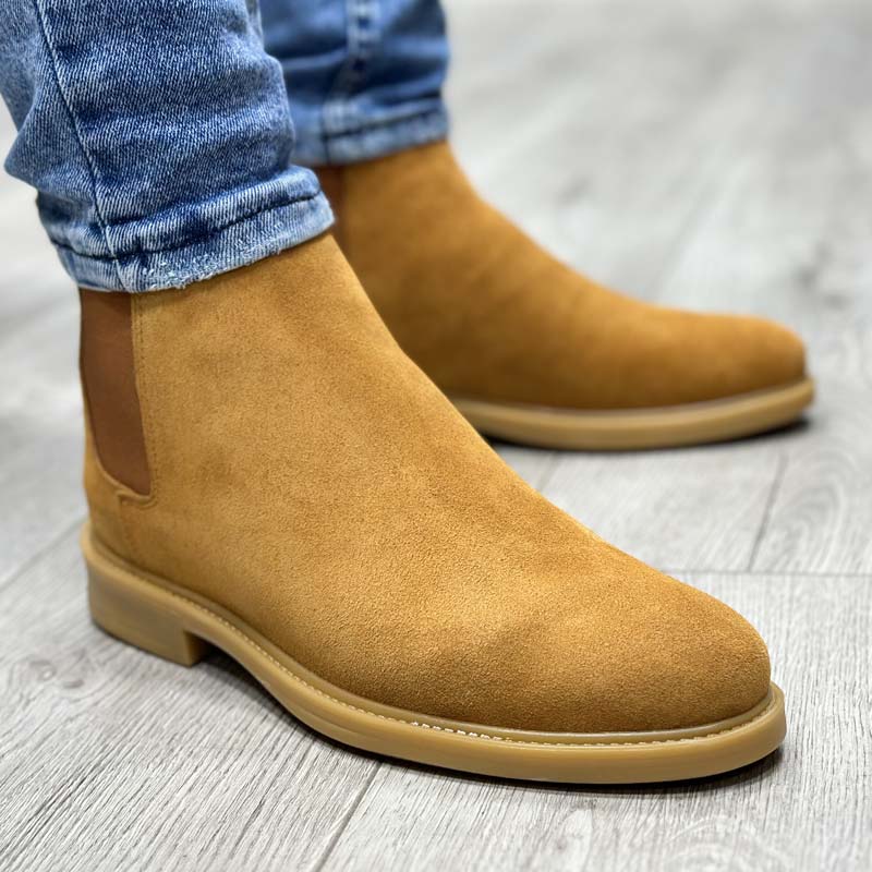 بوت مردانه مدل چلسی چرم جیر طبیعی رنگ عسلی کد 85300 بوت مردانه مدل چلسی چرم جیر طبیعی رنگ عسلی کد 85300